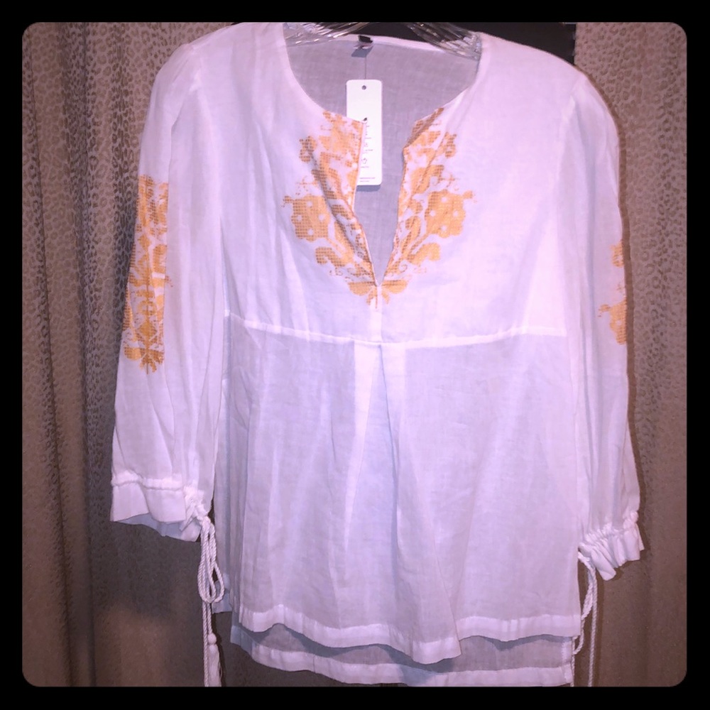 Darling Bohemian White & Gold Top Size M New
